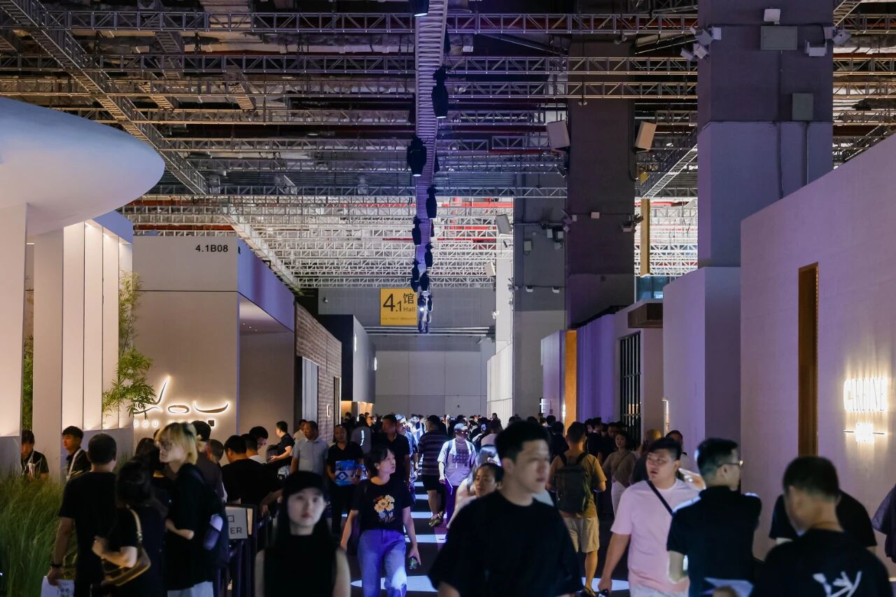 欢迎参加：CIFF上海-2026上海两厅家具展